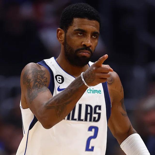 1677672985775010217.jpg FpR43TwagAAHk8F.jpg